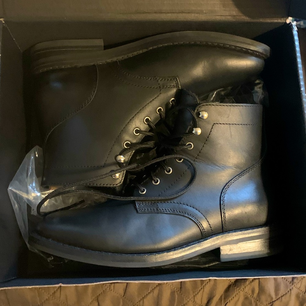 🔥Thursday President boots size 8.5 with box. Only worn a few times.